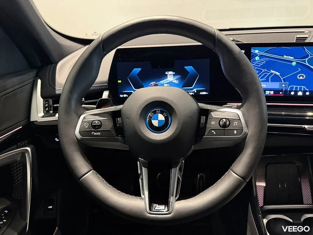 BMW iX1 xDrive30 M Sport Business Drag Innovation Adpt Farth