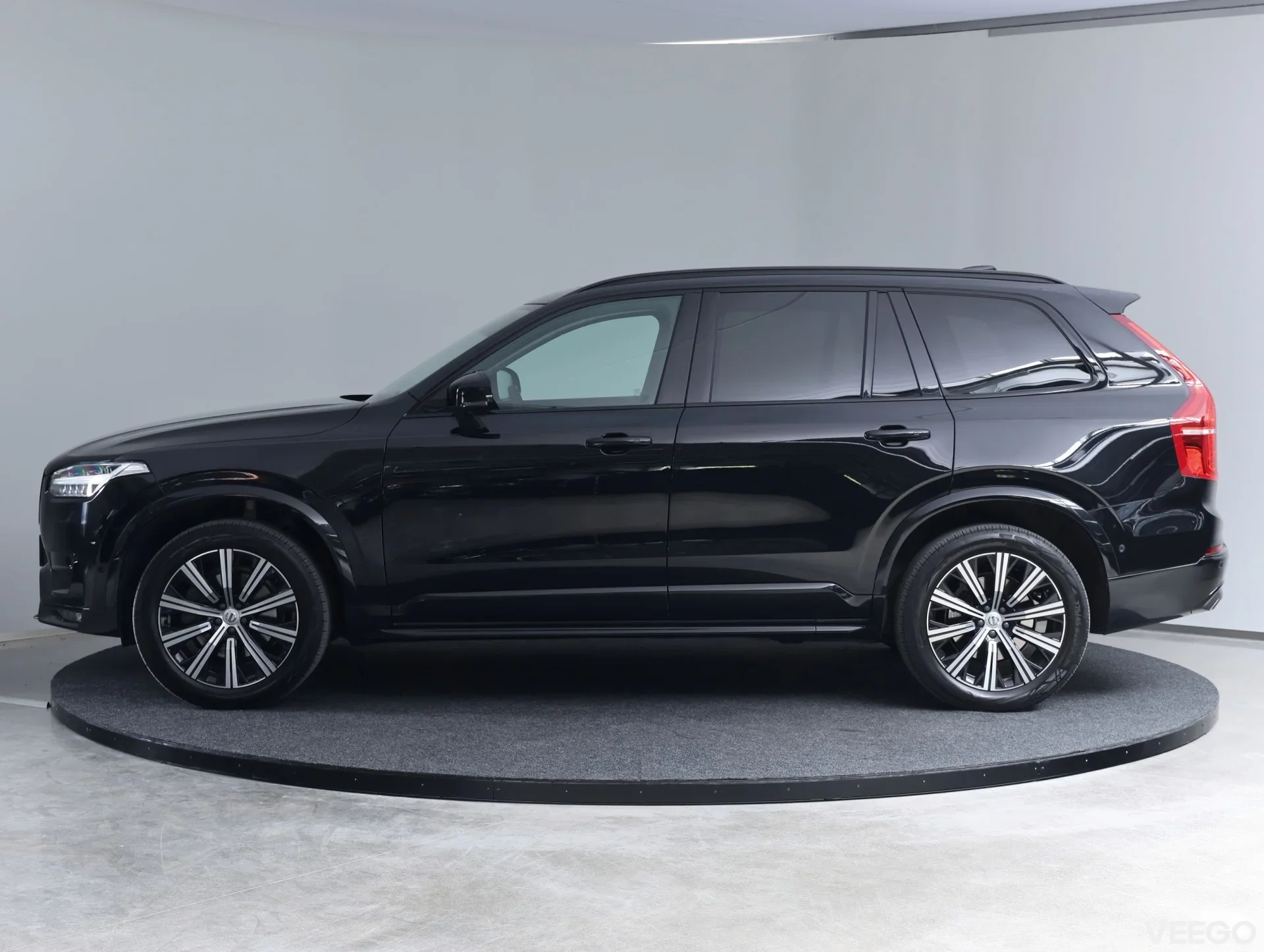 Volvo XC90 B5 Black Optic 2 173kW