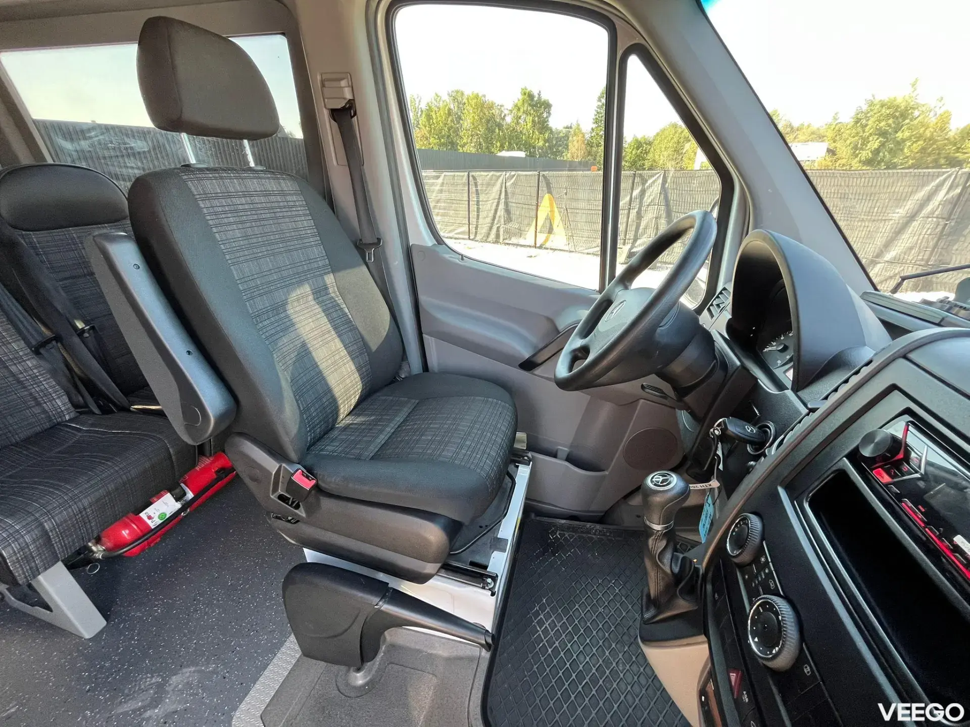 Mercedes-Benz SPRINTER 516 CDI 19 + 1 SEATS 120kW