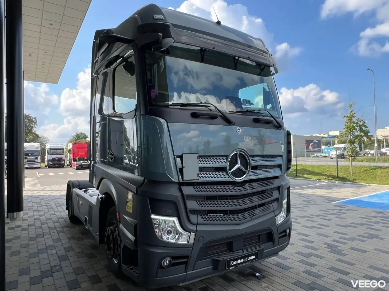 Mercedes-Benz Actros BigSpace 1845LS Solostar 12.8 330kW