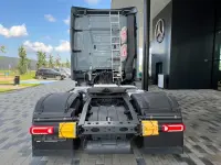Mercedes-Benz Actros BigSpace 1845LS Solostar 12.8 330kW thumbnail