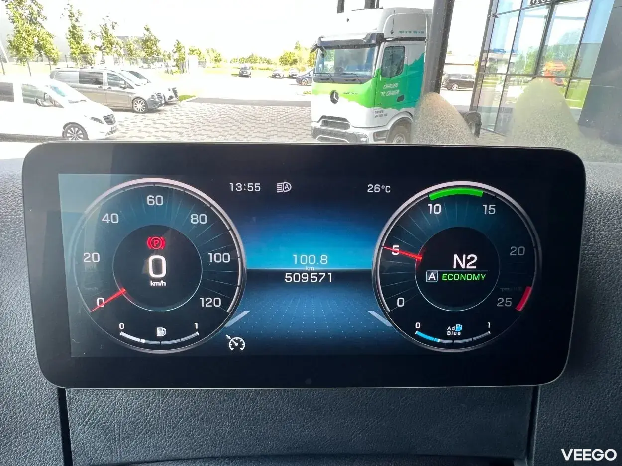Mercedes-Benz Actros BigSpace 1845LS Solostar 12.8 330kW