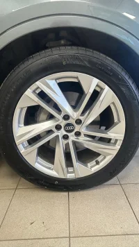 Audi Q7 210kW thumbnail
