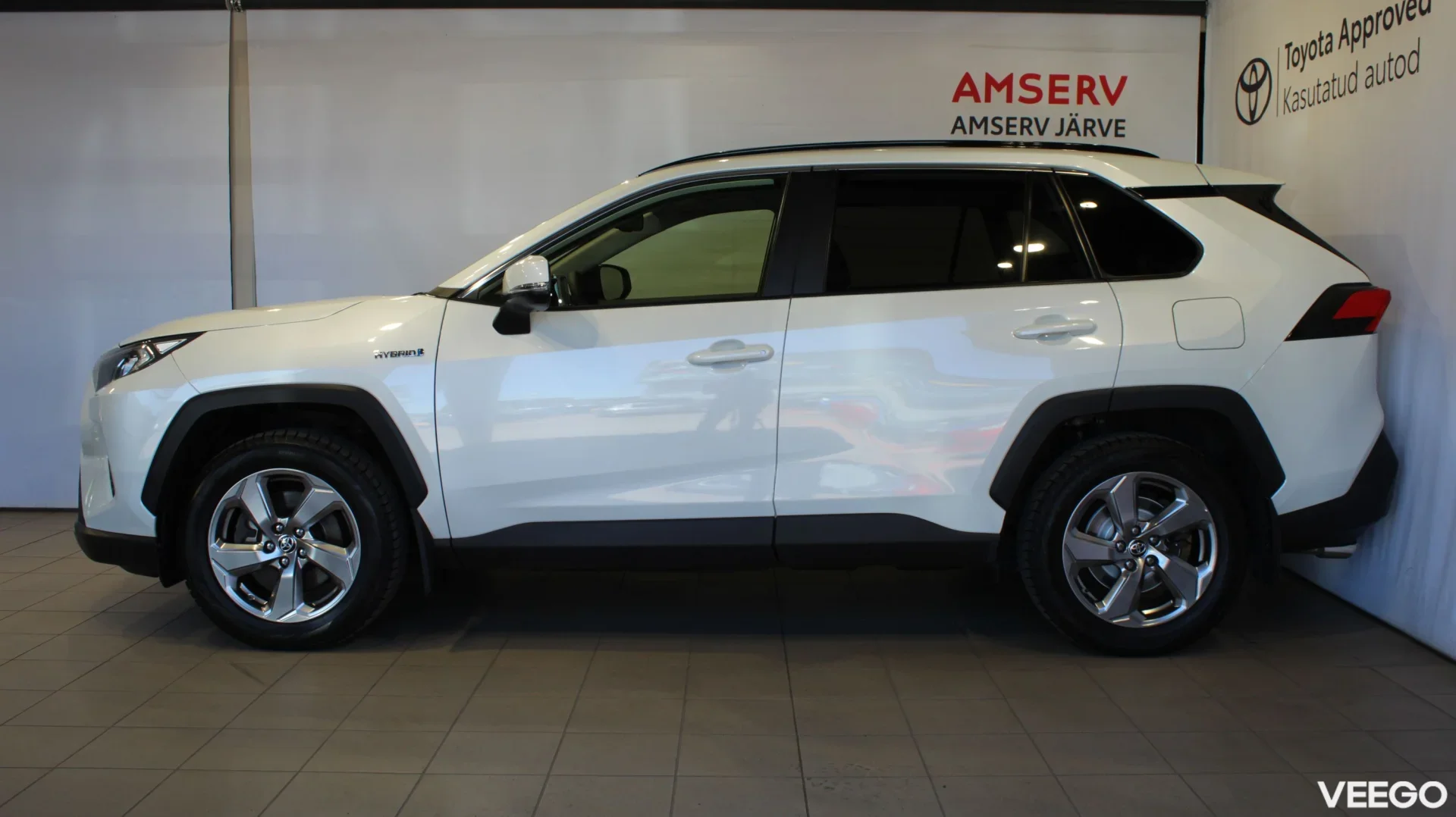 Toyota RAV4 Luxury Plus 2.5 131kW
