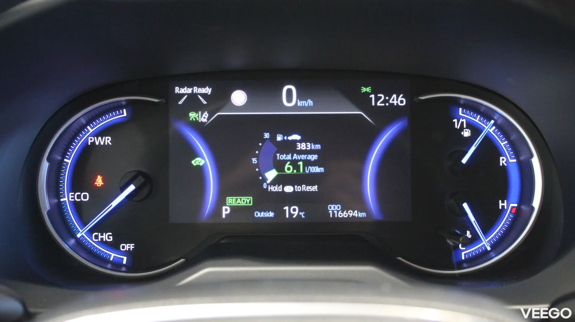Toyota RAV4 Luxury Plus 2.5 131kW
