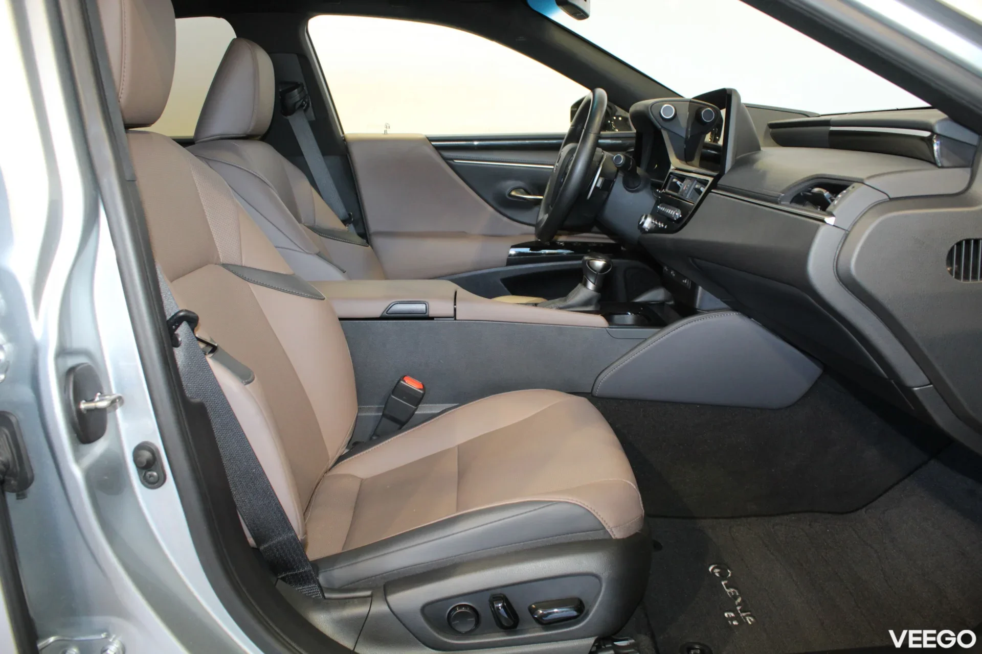 Lexus ES 300h Limited Edition 2.5 160kW