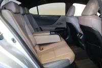 Lexus ES 300h Limited Edition 2.5 160kW thumbnail