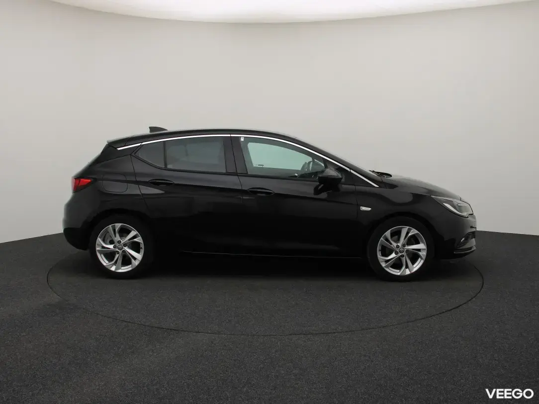 Opel Astra 1.6 81kW