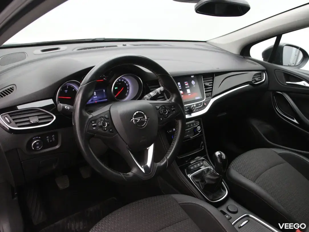 Opel Astra 1.6 81kW