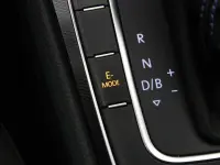Volkswagen Golf 1.4 110kW thumbnail