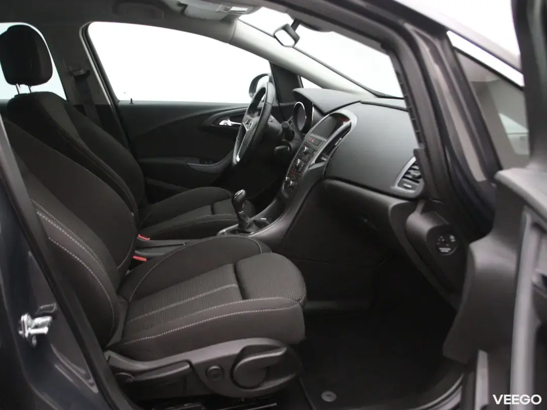 Opel Astra 1.6 100kW