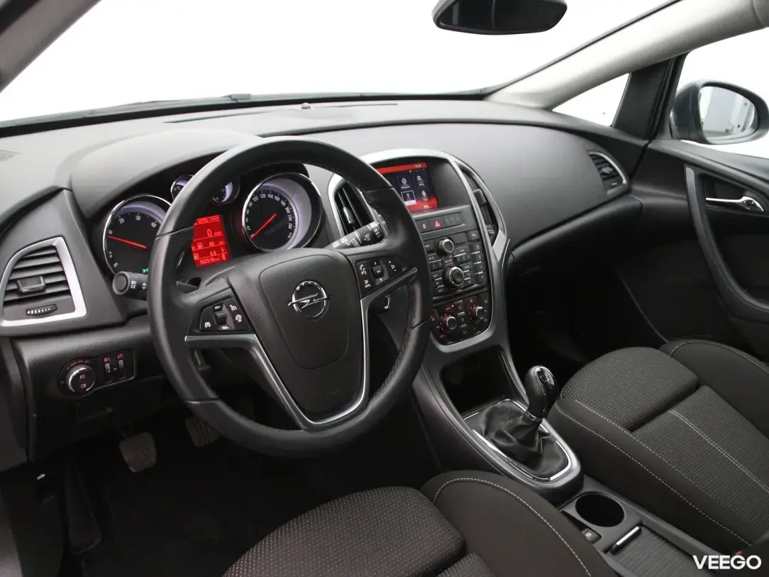 Opel Astra 1.6 100kW