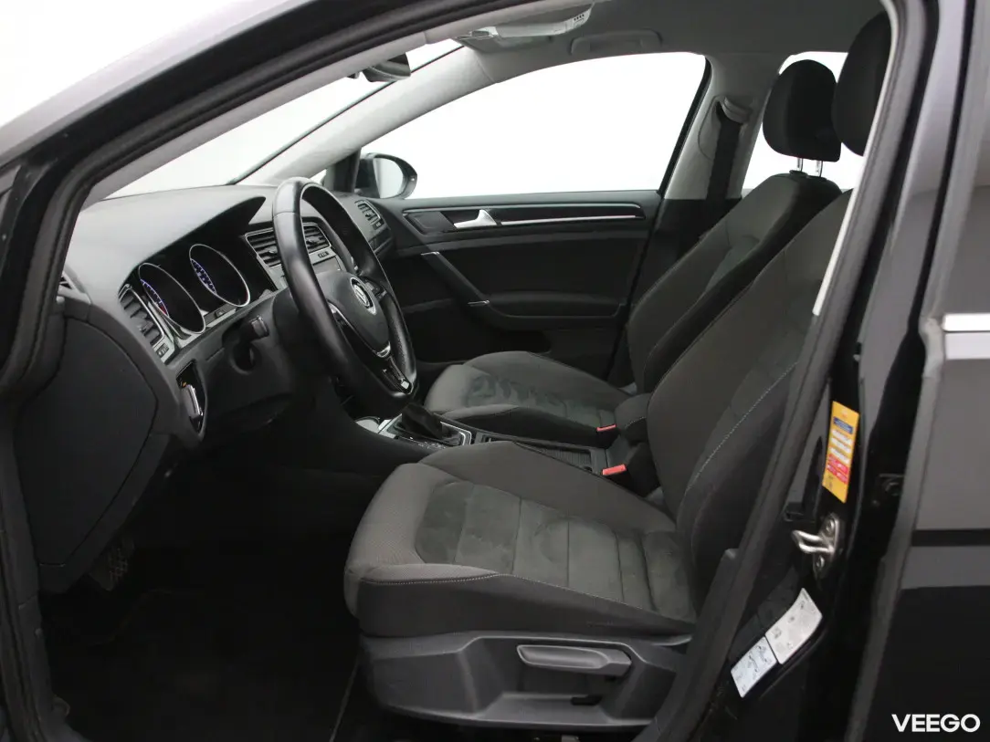 Volkswagen Golf 2 110kW