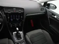 Volkswagen Golf 2 110kW thumbnail