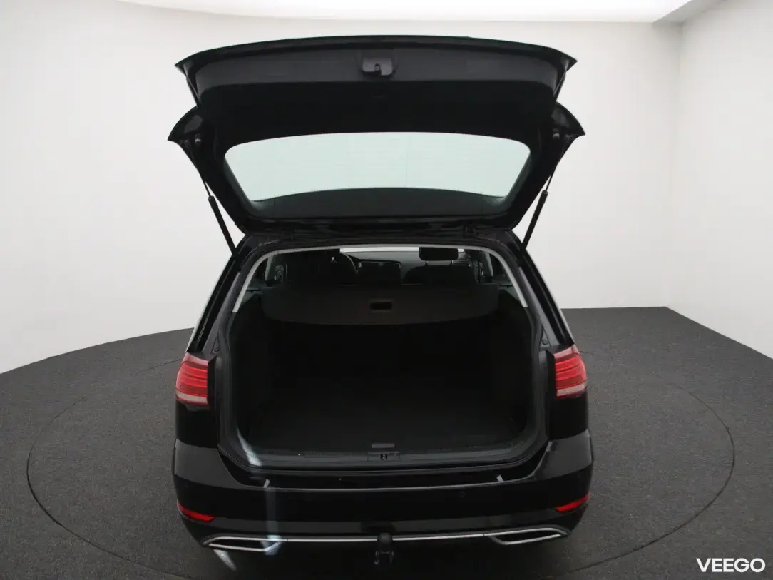 Volkswagen Golf 2 110kW