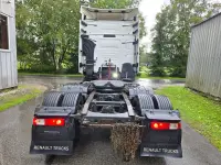 Renault T520 390kW thumbnail