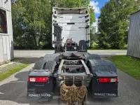 Renault T520 390kW thumbnail