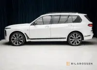 BMW X7 xDrive40d M Sport Pro B&W Sky Lounge Luft 6-Sits MOMS 259kW thumbnail