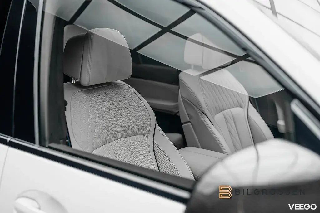 BMW X7 xDrive40d M Sport Pro B&W Sky Lounge Luft 6-Sits MOMS 259kW