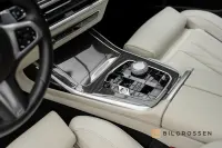 BMW X7 xDrive40d M Sport Pro B&W Sky Lounge Luft 6-Sits MOMS 259kW thumbnail