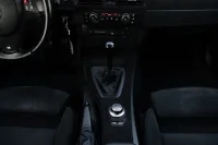 BMW 335 3.0 350kW thumbnail