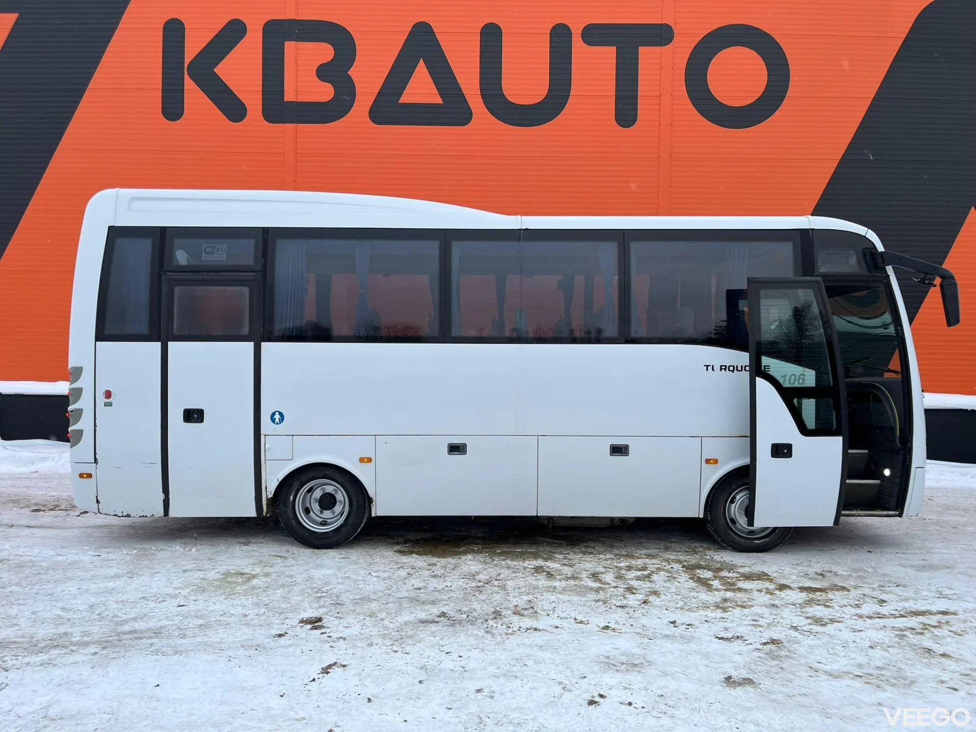 Isuzu Turquoise 36 SEATS / AC 140kW