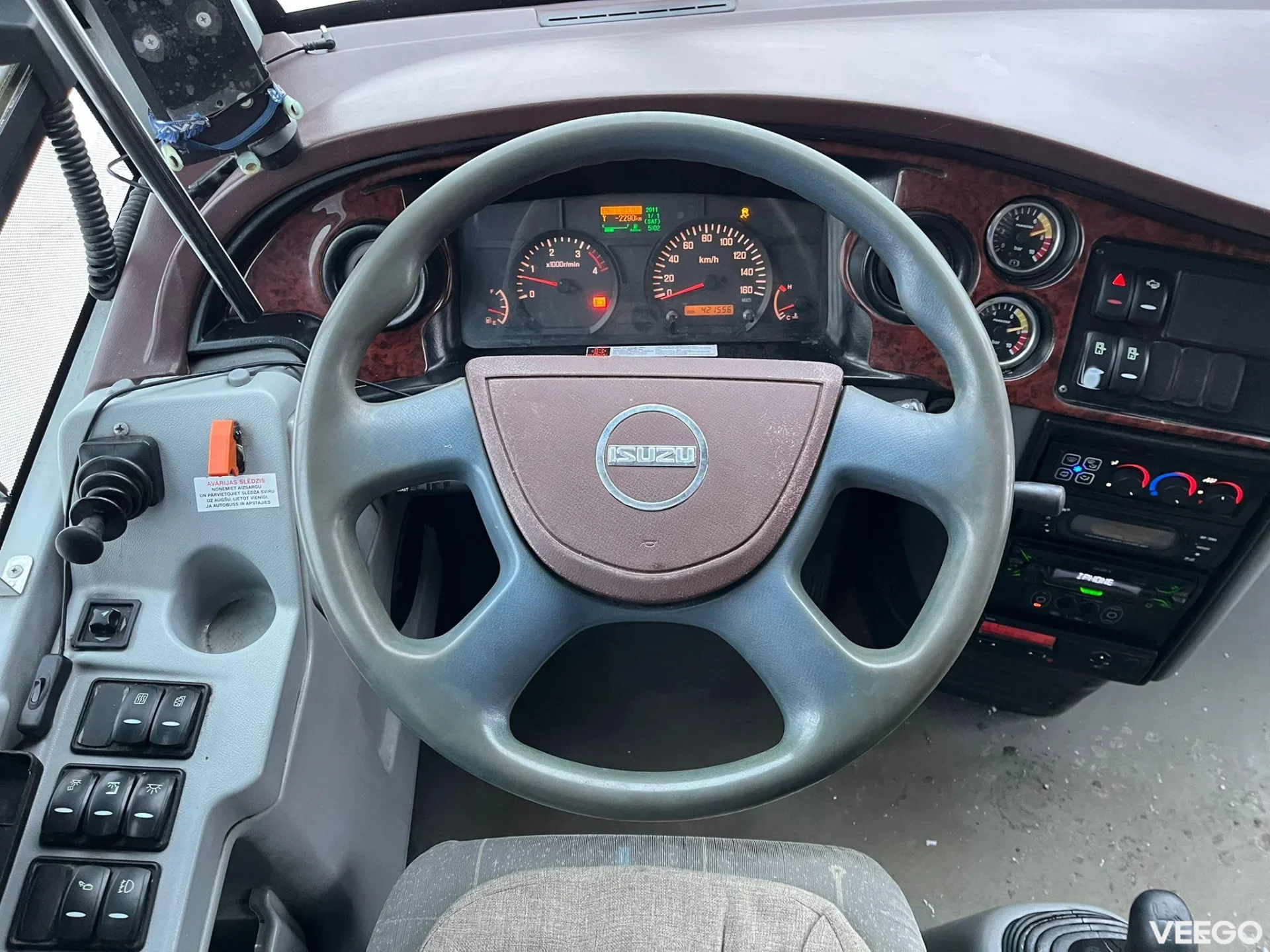 Isuzu Turquoise 36 SEATS / AC 140kW