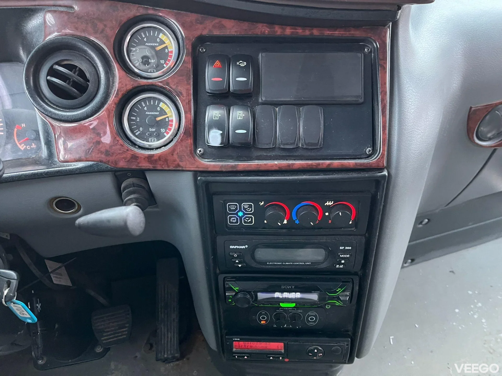 Isuzu Turquoise 36 SEATS / AC 140kW