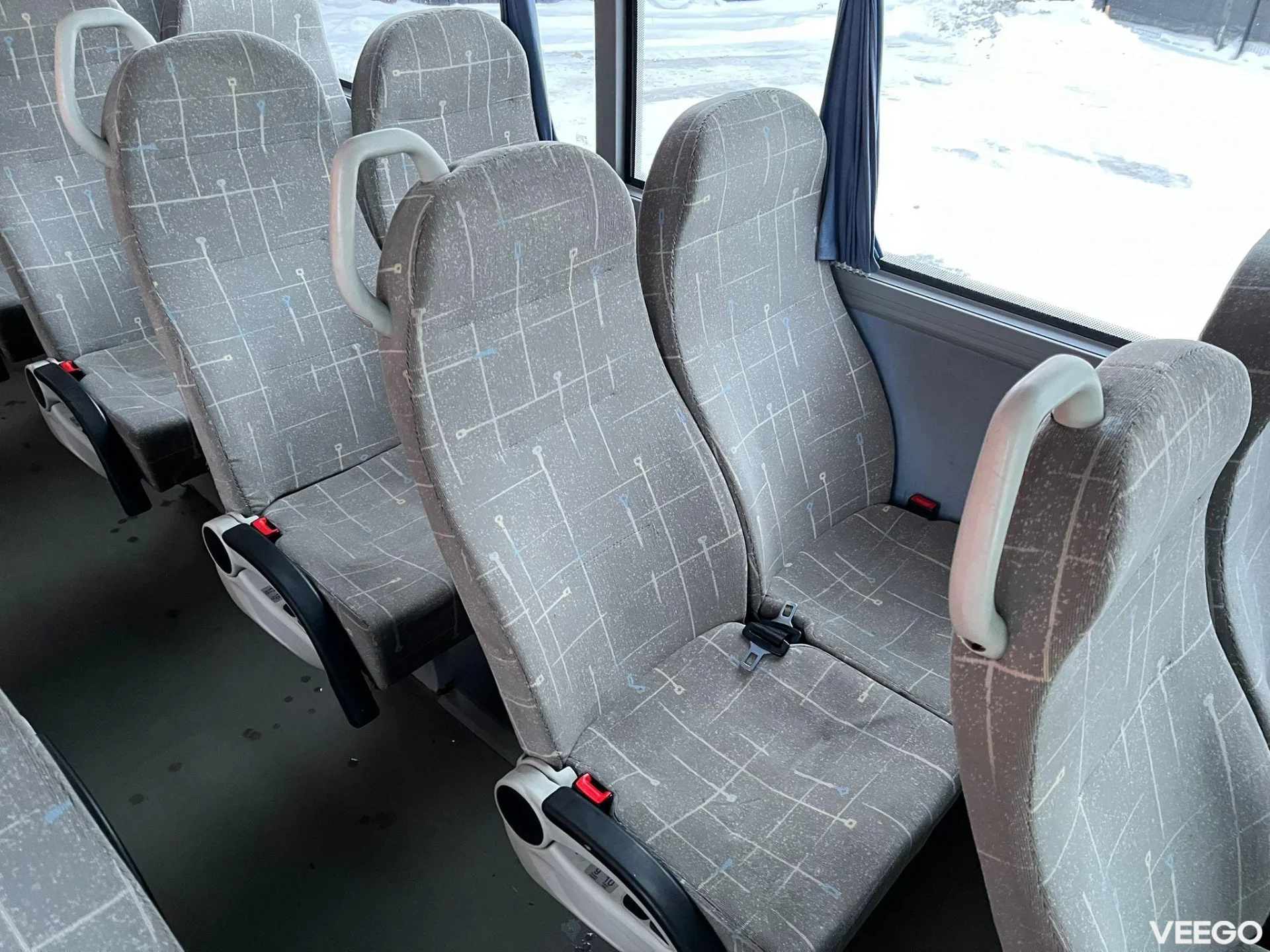 Isuzu Turquoise 36 SEATS / AC 140kW