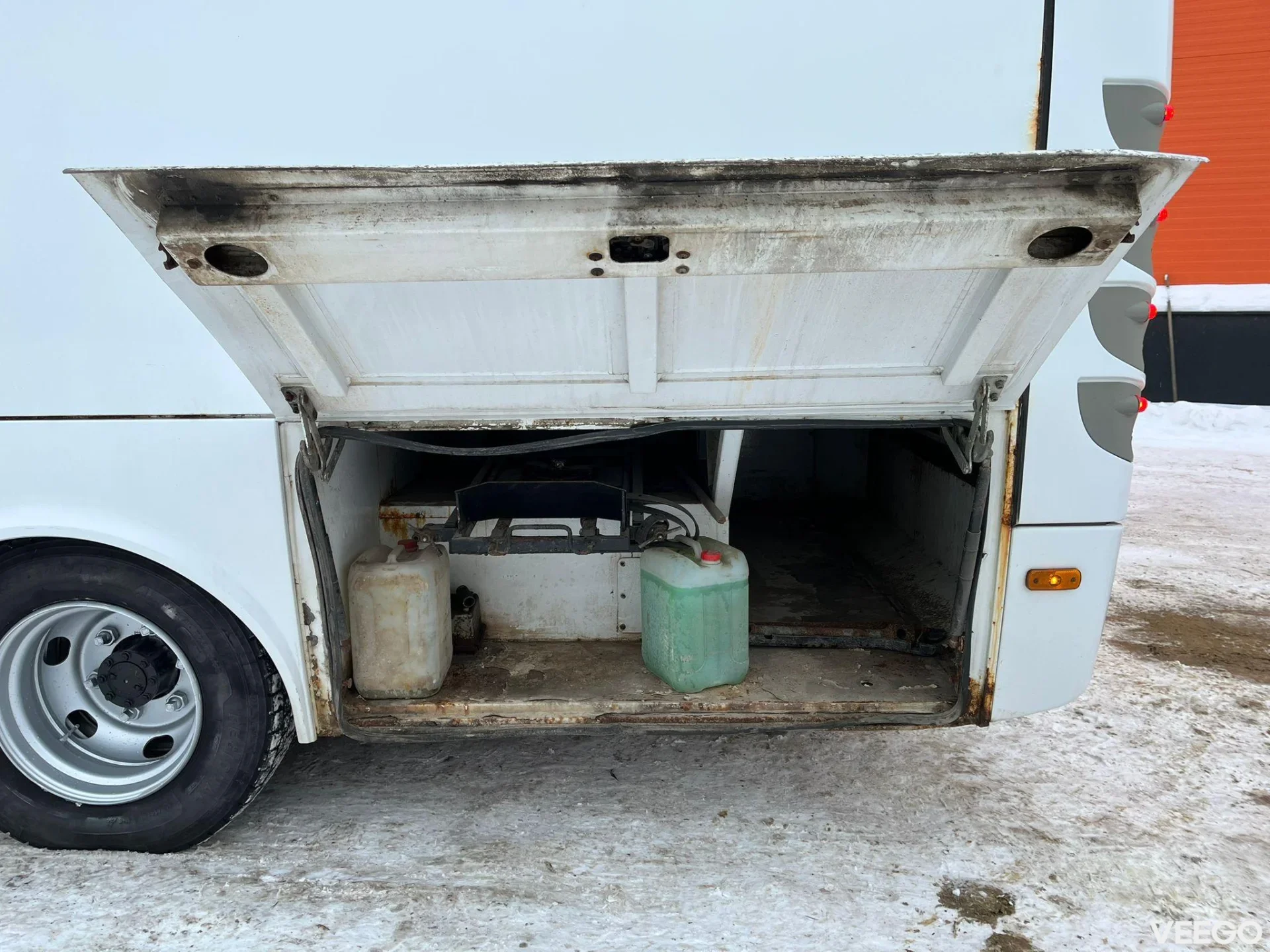 Isuzu Turquoise 36 SEATS / AC 140kW