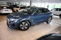 Audi Q8 e-tron 55 SPORTBACK B&O SAFETY PRO 114 kWh 300kW thumbnail