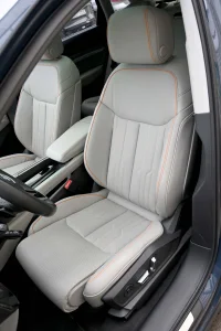 Audi Q8 e-tron 55 SPORTBACK B&O SAFETY PRO 114 kWh 300kW thumbnail