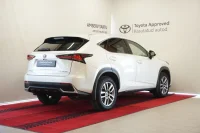 Lexus NX 300h Executive 2.5 114kW thumbnail