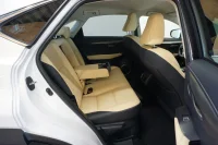 Lexus NX 300h Executive 2.5 114kW thumbnail