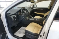Lexus NX 300h Executive 2.5 114kW thumbnail