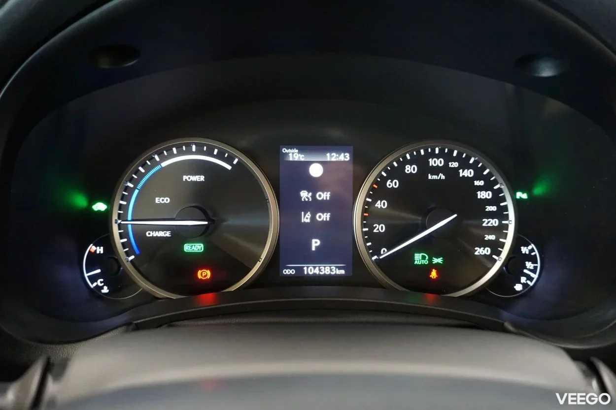 Lexus NX 300h Executive 2.5 114kW