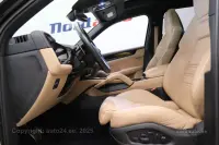 Porsche Cayenne E-Hybrid - 3 346kW thumbnail