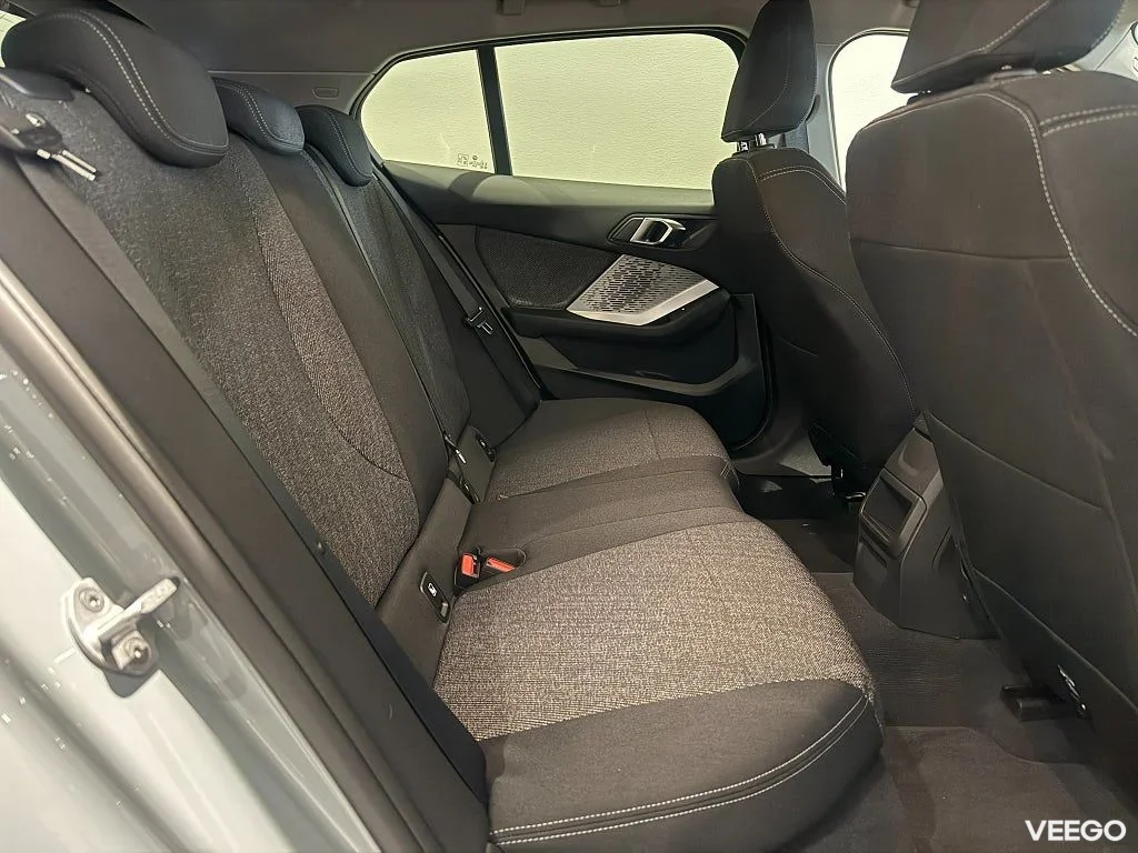 BMW 120 M Sport Design Tonade Rutor Rattvärme 18" Park Assist