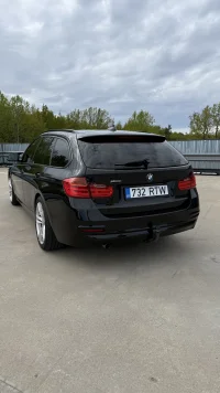 BMW 320 2.0 135kW thumbnail