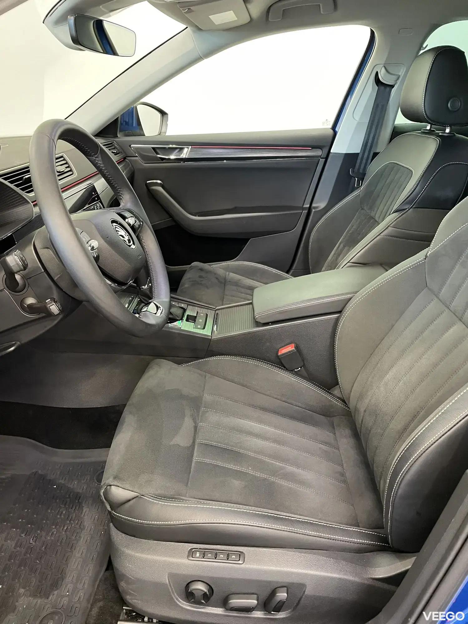 Skoda Superb Combi Elegance FL 140kW