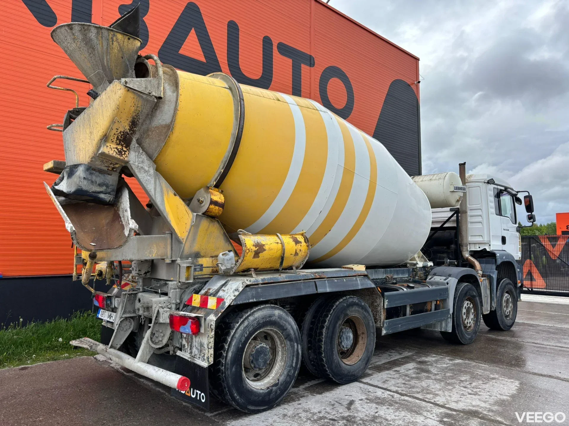 MAN TGA LIEBHERR 9 m3 / FULL STEEL 360kW