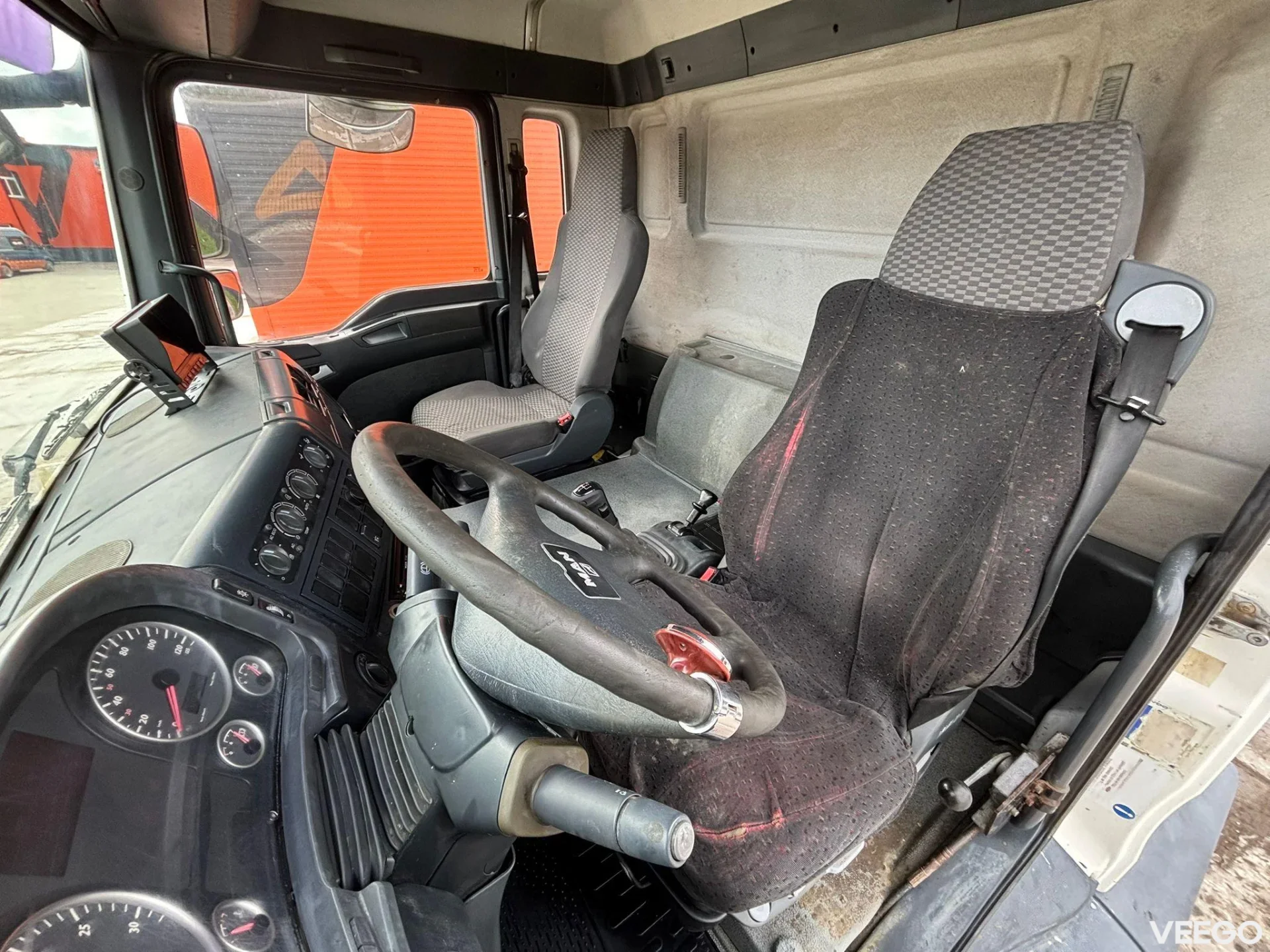 MAN TGA LIEBHERR 9 m3 / FULL STEEL 360kW