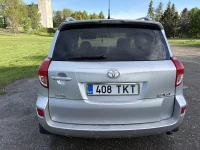 Toyota RAV4 2.2 100kW thumbnail