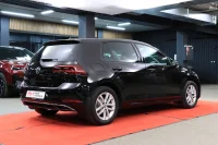 Volkswagen Golf 1.5 110kW thumbnail