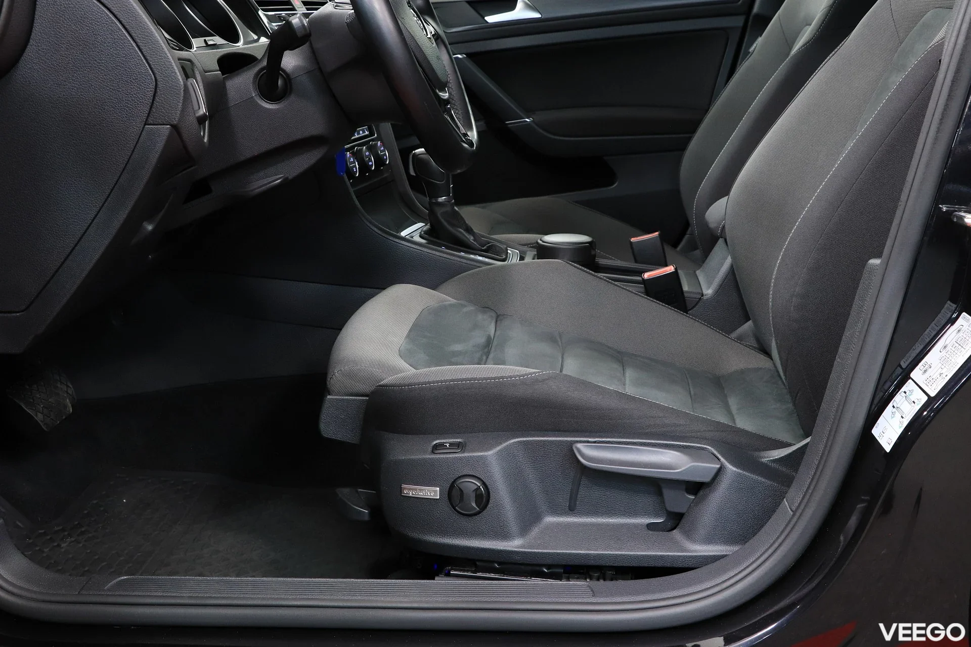 Volkswagen Golf 1.5 110kW