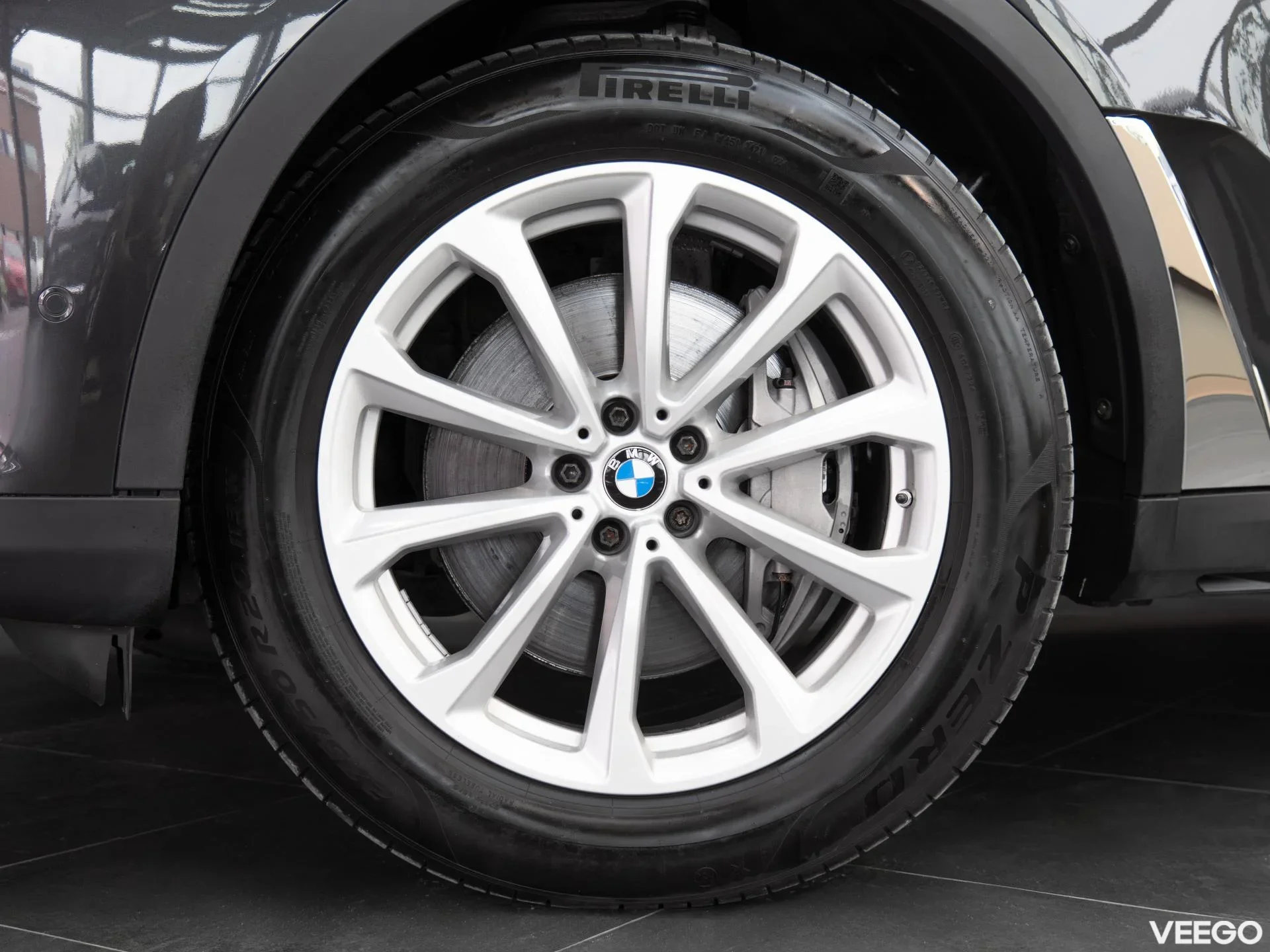 BMW X7 3.0 245kW