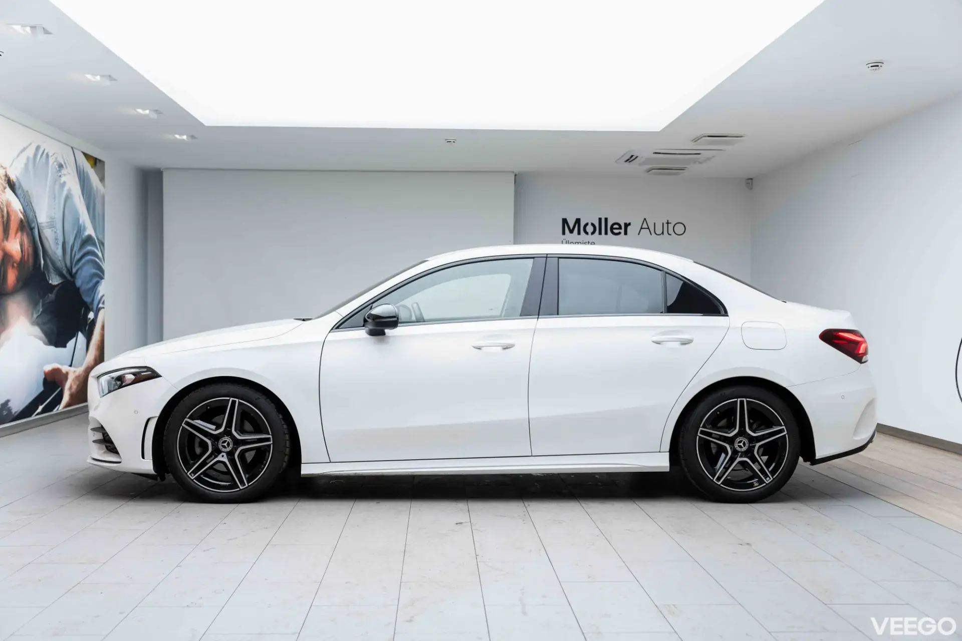 Mercedes-Benz A200 120kW