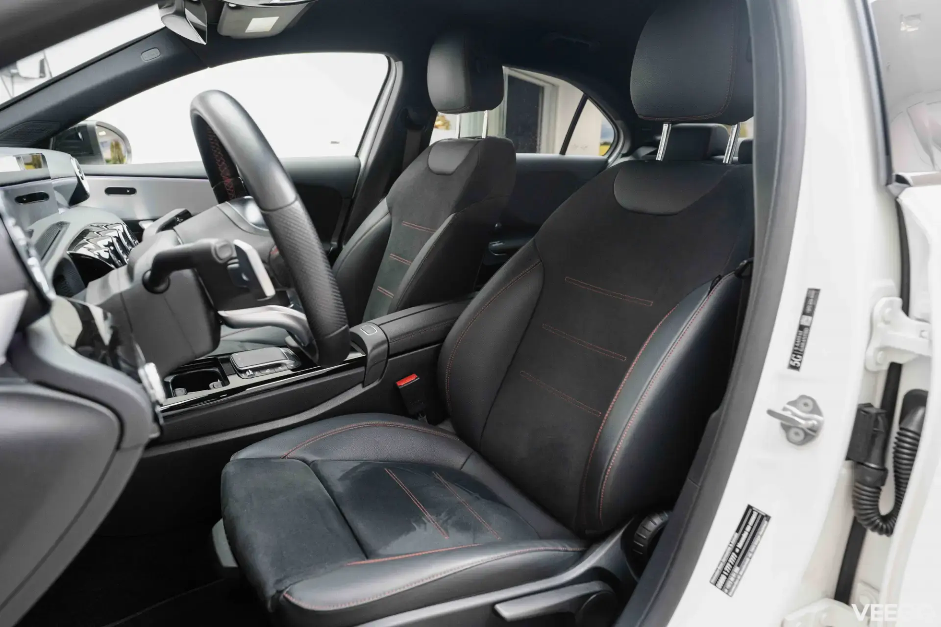 Mercedes-Benz A200 120kW