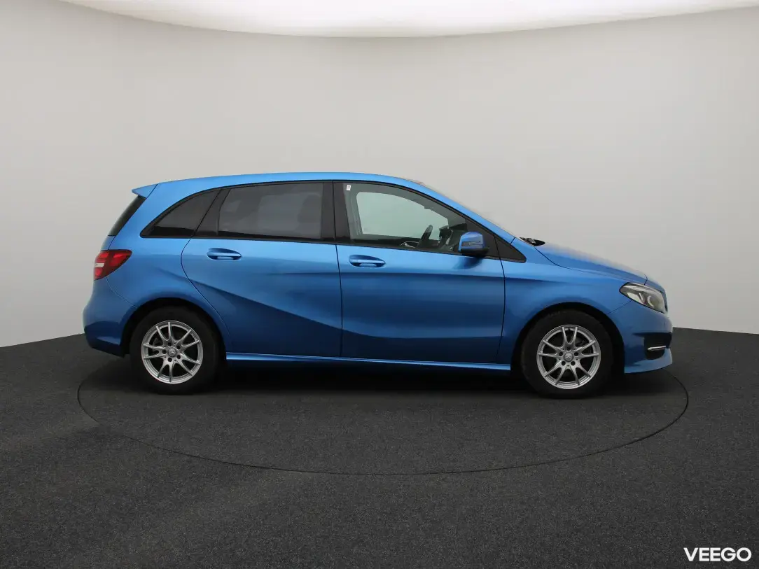 Mercedes-Benz B200 2.1 100kW