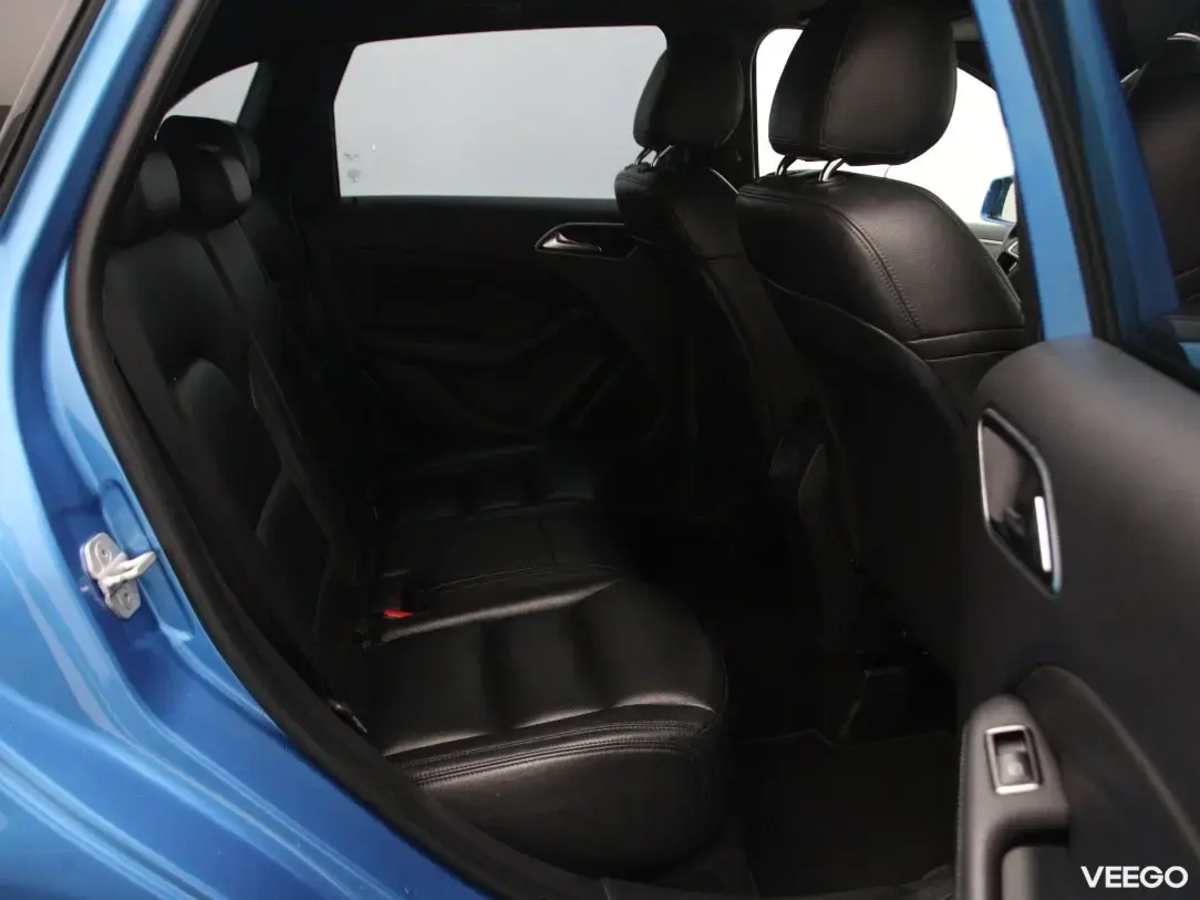 Mercedes-Benz B200 2.1 100kW